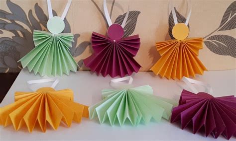 Kalėdiniai darbeliai iš popieriaus