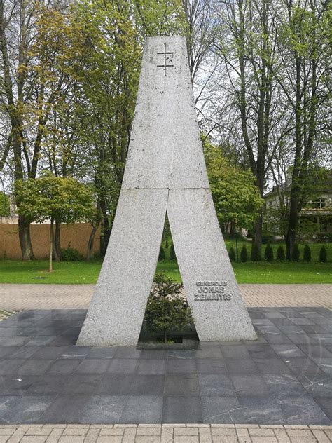 Partizanų paminklas