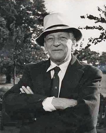 Sir Hugh Beaver, Guinness World Records founder