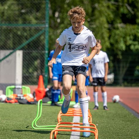 vaikystės futbolo treniruotė