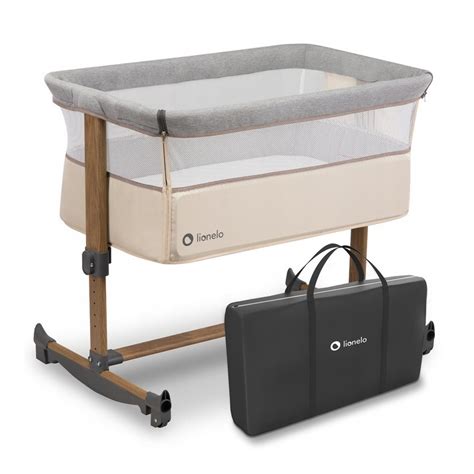 Pristatoma kūdikio lovytė, tvirtinama prie tėvų lovos