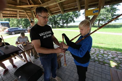 Vaikai etnokultūrinėje stovykloje
