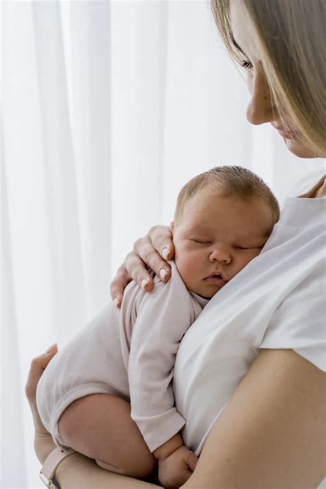 Naujagimio saugumo užtikrinimas fotosesijos metu