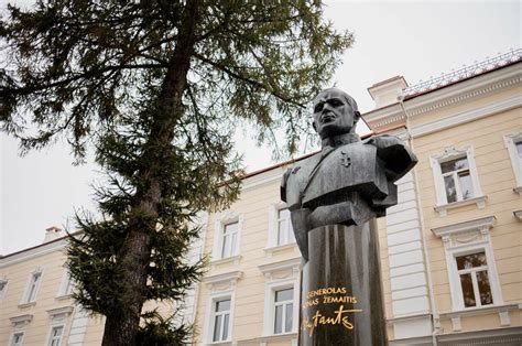 Kauno vaizdas su svarbiais kultūros paminklais