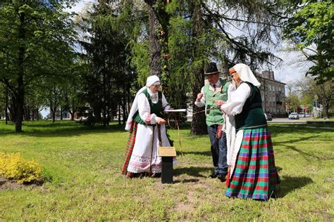 Lietuvai pagražinti draugijos veikla ir simbolika