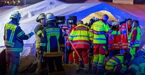 Mugės lankytojų minia