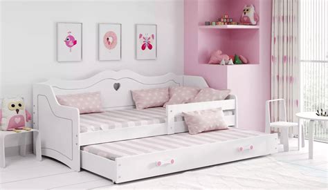 Vaikiška lova mergaitei