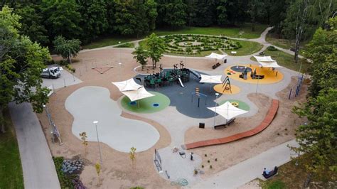 Vaikų žaidimų aikštelė sodyboje