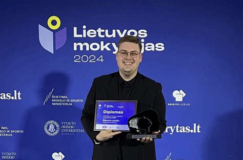 Vytautas Skripkauskas su savo mokiniais