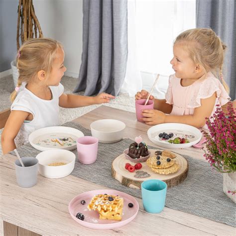 vaikiškų dainelių rinkinys su natomis