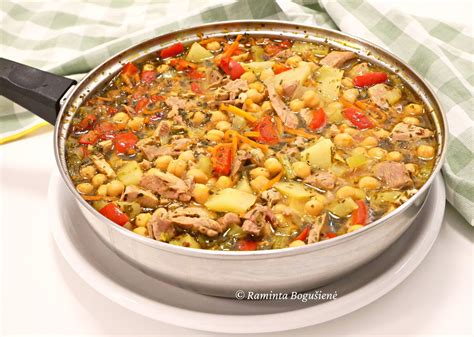 įvairios daržovės ir kalakutienos filė