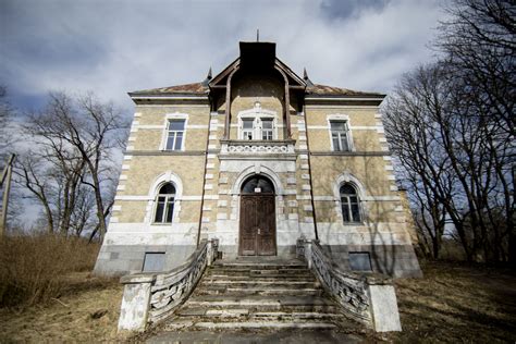 Vyžulionių dvaro rūmai