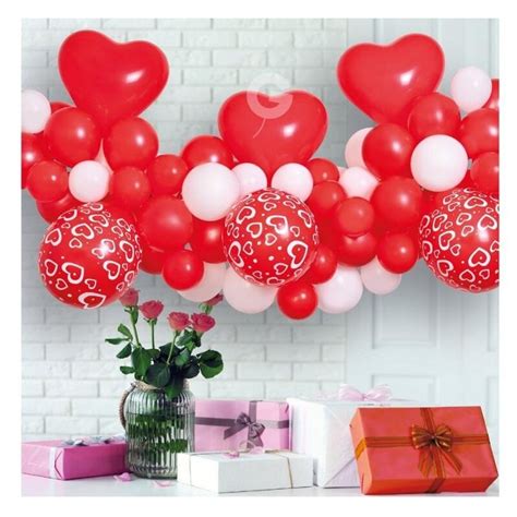 Balionai ir girliandos - svarbi gimtadienio šventės dalis