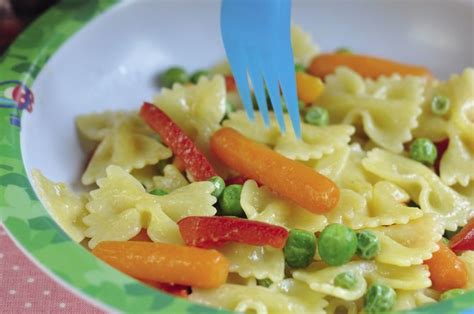 Įvairių formų makaronai vaikams