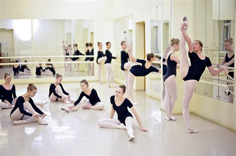 baleto pamokos vaikams skirtingos amžiaus grupės