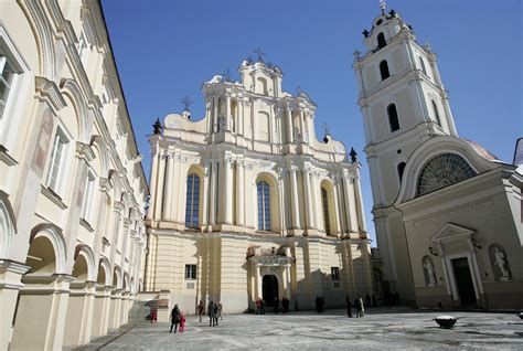 VU Šv. Jonų bažnyčios interjeras