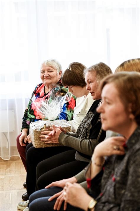 Įvairios socialinės paslaugos neįgaliems ir senyvo amžiaus asmenims