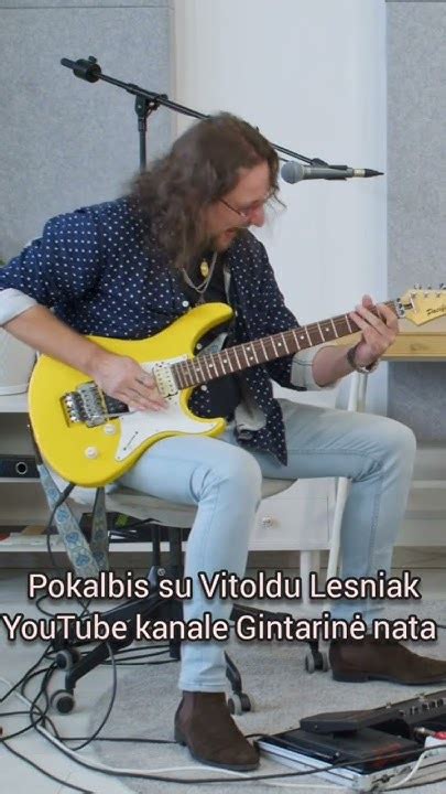 Vitalio Kairiūkščio nuotrauka su gitaristu