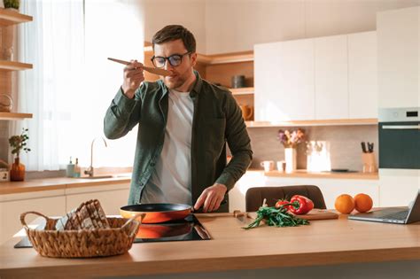 Maisto gaminimas Gogeno namų virtuvėje