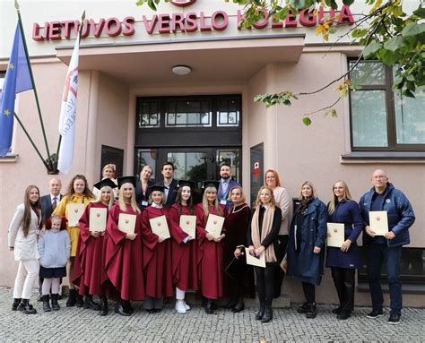 diplomų ir pažymėjimų pavyzdžiai