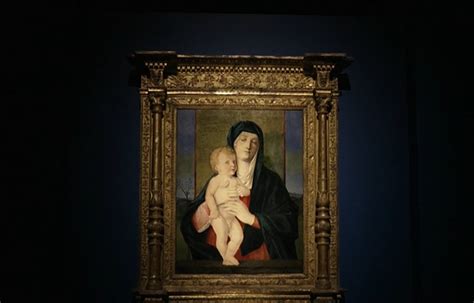 Motina su kūdikiu, patirianti emocinę įtampą