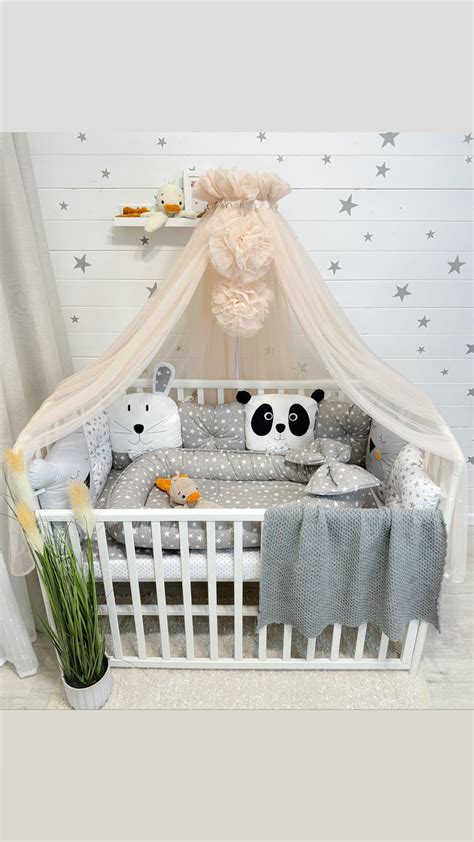 Vaikiškas baldakimas lovytei