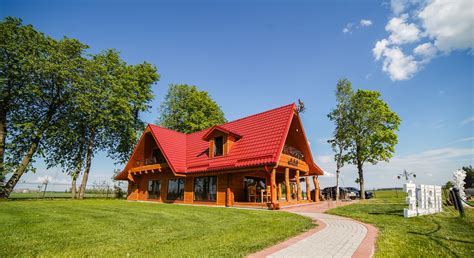 Kaimo sodyba gamtos apsuptyje