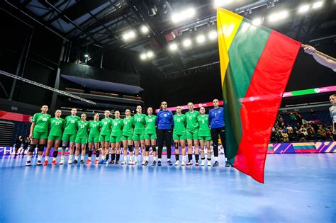 Informatyvus paveikslėlis su Pasaulio viktorinos čempionato logotipu