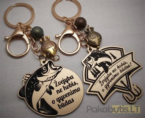 Įvairių medžiagų raktų pakabukai