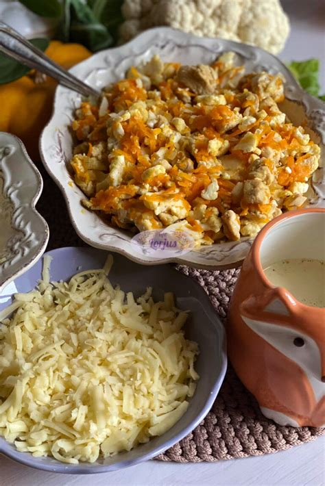 Vištienos ir žiedinio kopūsto tyrelės ruošimas