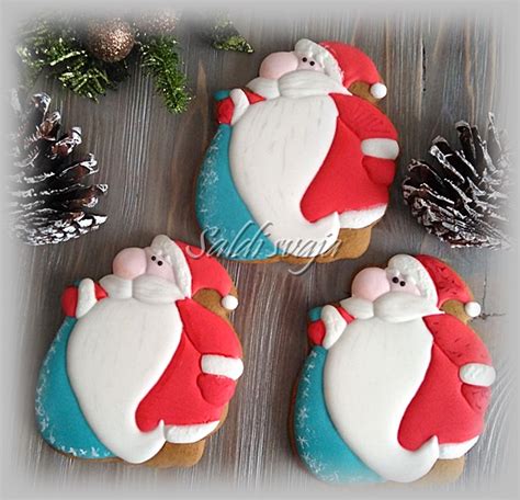 Senelis Šaltis su dovanų maišu