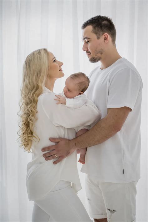 šeimos fotosesija su naujagimiu