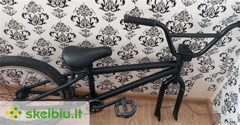 BMX dviračio rėmo konstrukcija