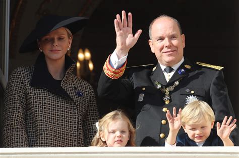 Monako kunigaikštis Albertas II su dukra Jazmin Grace