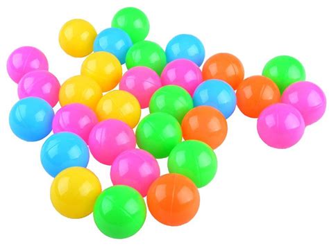Vaikų teniso treniruotė su spalvotais kamuoliukais