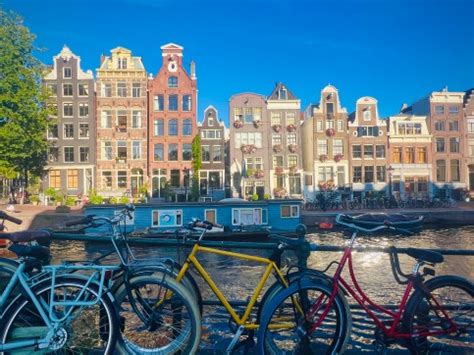 Kanalai Amsterdame