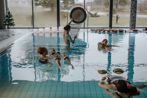 Vandens terapija gimdymo metu