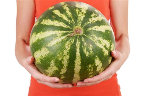 Prinokusio arbūzo požymiai