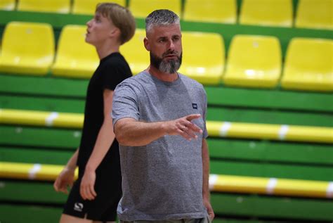 Schematinis vaizdas apie korseto medžiagų sudėtį