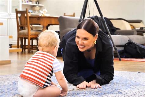 vaiko gimimas keičia šeimos dinamiką