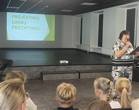 Mokiniai pristato savo projektinius darbus