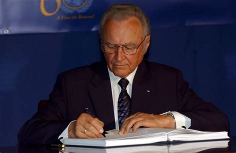 Arnoldas Ruutelis su šeima