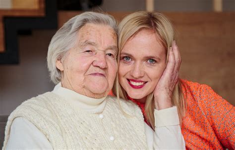 Živilė Kropaitė su močiute