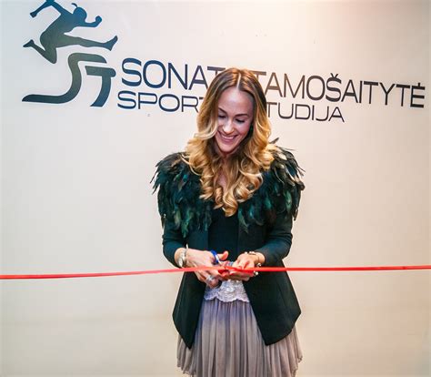 Sonata Tamošaitytė bėga barjerinį bėgimą