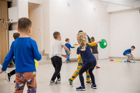 Infografika apie vaikų fizinio aktyvumo ir mitybos svarbą